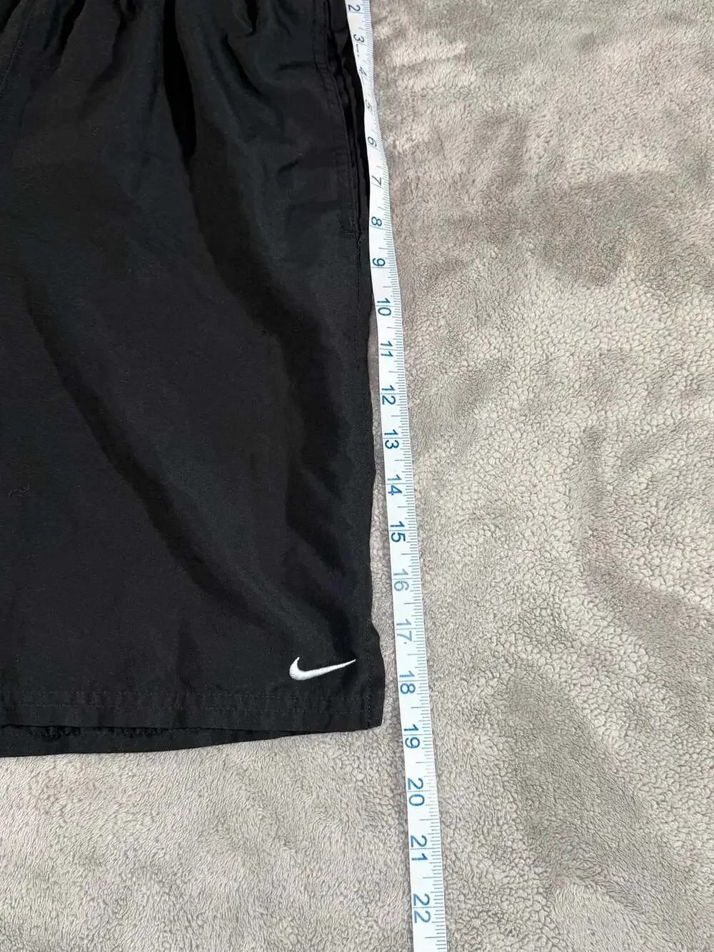 Nike Men's Black Swim Essential Volley Athletic Training Shorts Size Medium